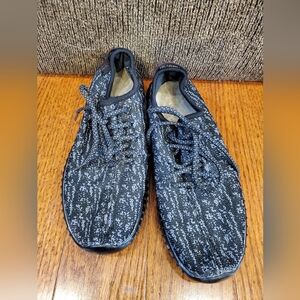 Stylish Black and Gray Men's Sneakers Shoes